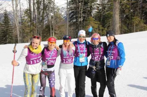 A bunch of girls from Sweden, USA and Finland cheering for the Men's 50km! (photo from Holly)