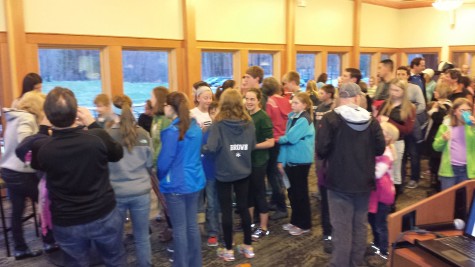 A line up of local skiers waiting for posters! 