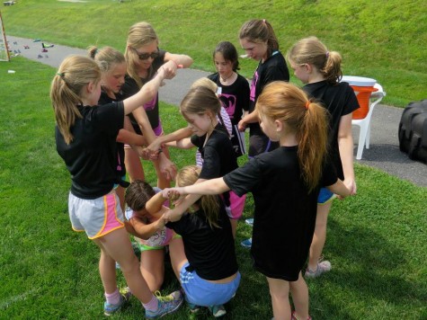The human knot! De-tangling is hard....(photo by Lilly)