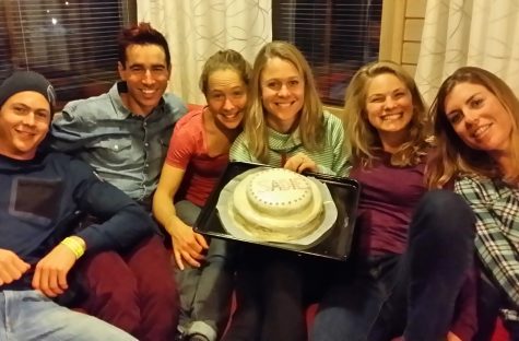 Erik, Noah, Ida, Sadie, Me and Rosie with Sadie's birthday cake! (photo and cake by Caitlin Patterson)